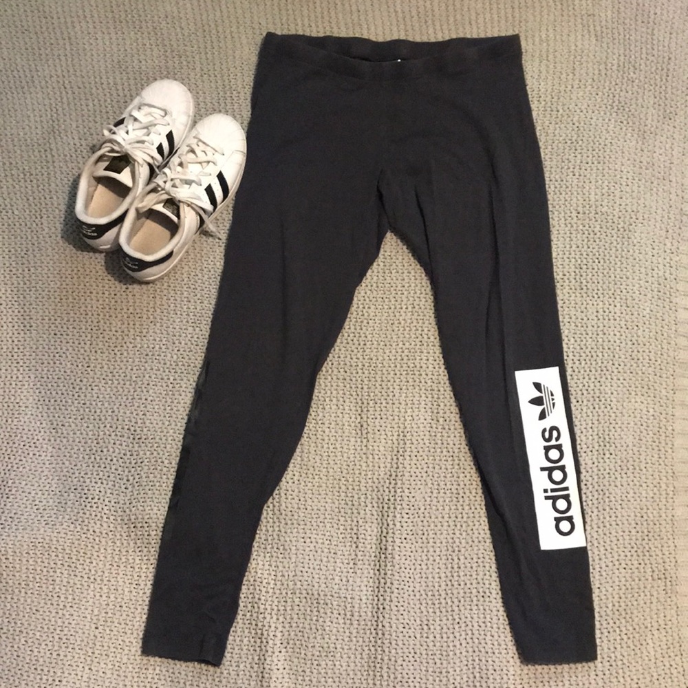 ADIDAS ORIGINALS LEGGINGS✨